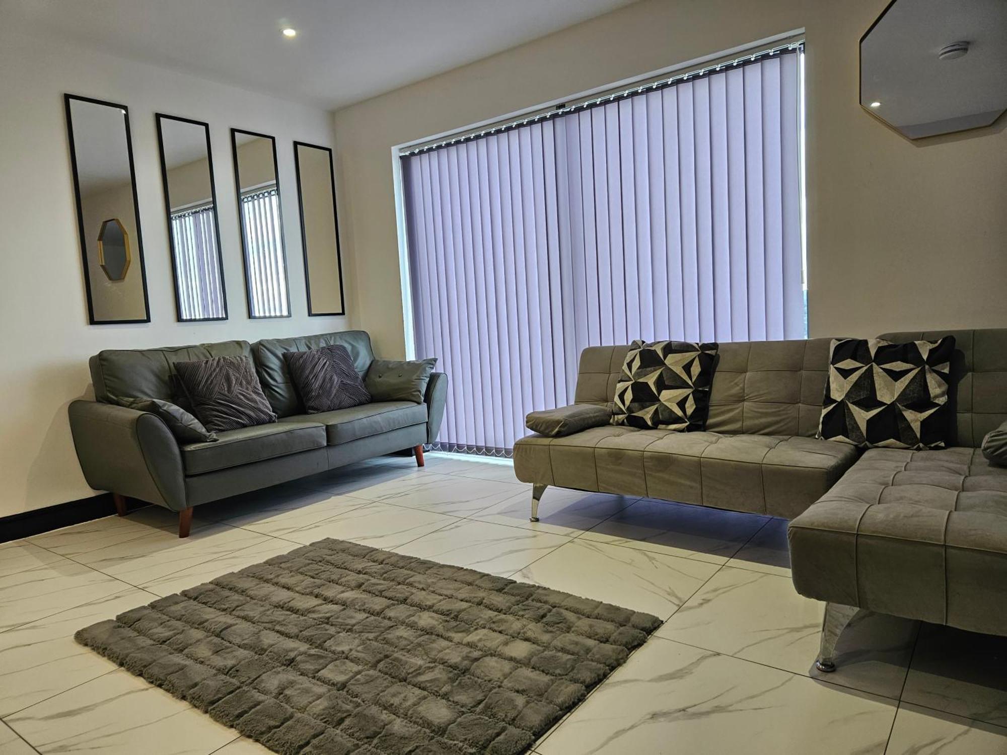 Mna Superior Apartments Bradford  Eksteriør billede